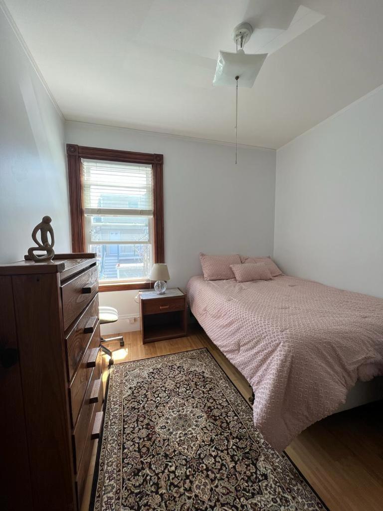 Private Room In A Grand House Boston Bagian luar foto